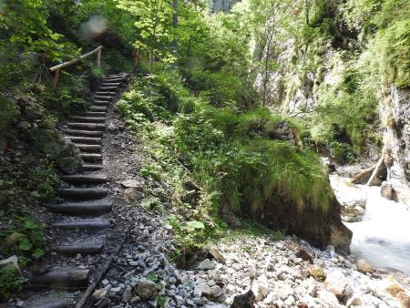 Na oglarskih dnevih v Gozdu Martuljku predstavili turistične zanimivosti Občine Razkrižje 13